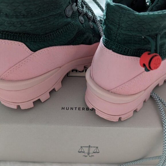 Hunter Travel Explorer Boots (6.5) - Picture 13 of 15